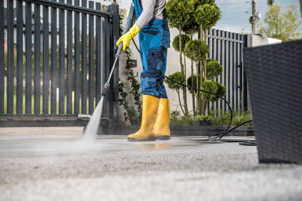 Why Choose Our Certified Pressure Washing Experts for Your Project Needs in Mentor, OH?